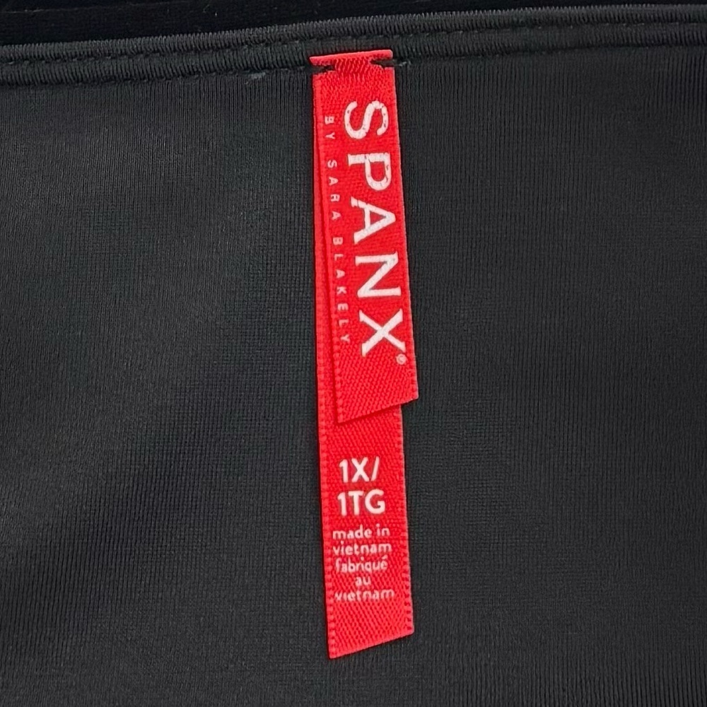 SPANX Black Velvet Legging - Picture 13 of 15
